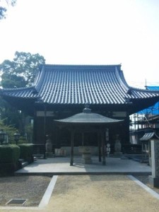 70番札所本山寺の大師堂