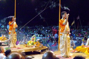 ガンガーへの祈りの儀式プジャー